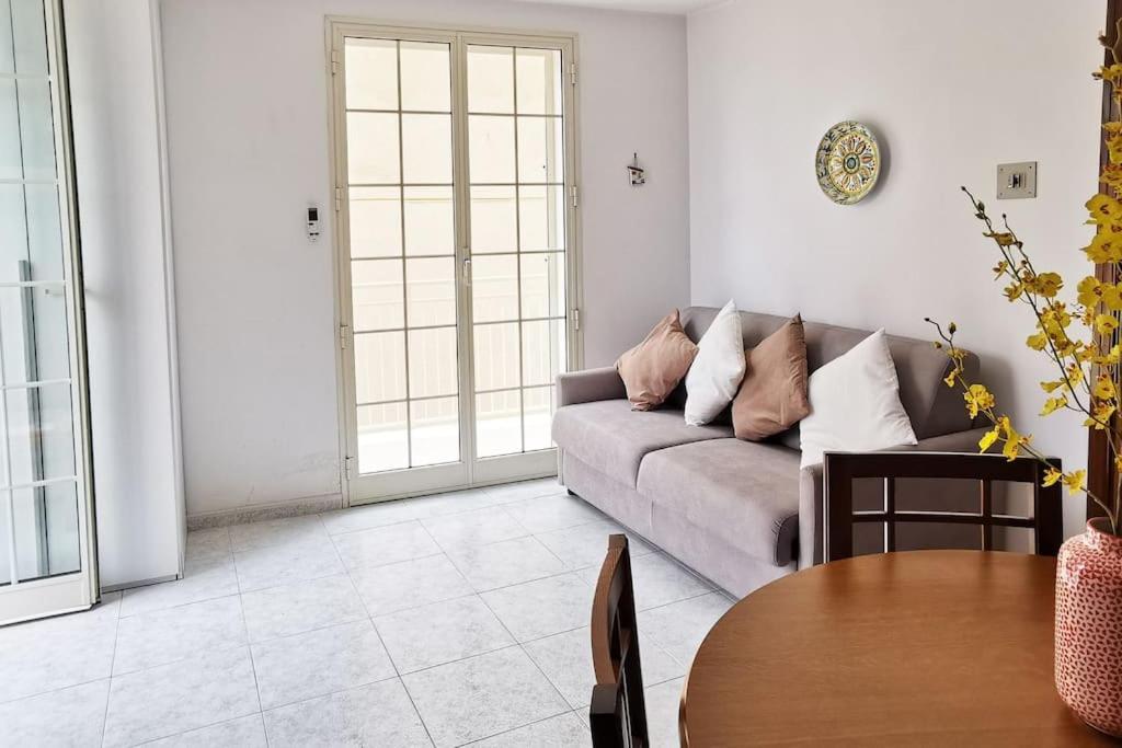 Casa Valentina A 100 M Dal Mare Daire Santa Flavia Dış mekan fotoğraf